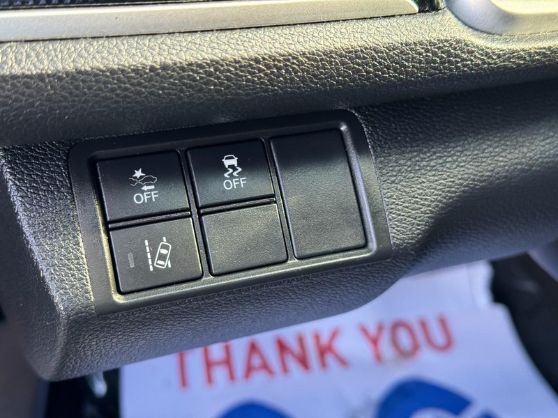 Honda Civic Sedan Vehicle Full-screen Gallery Image 16