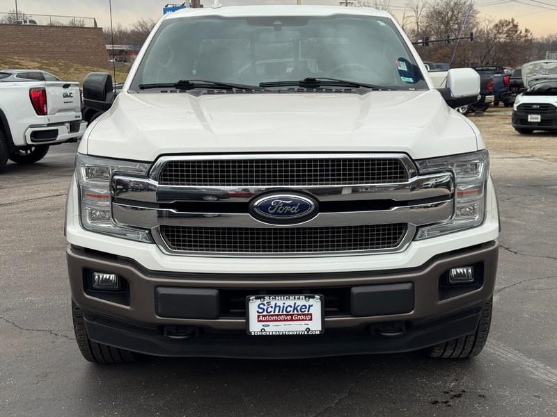 Ford F-150 Vehicle Full-screen Gallery Image 09