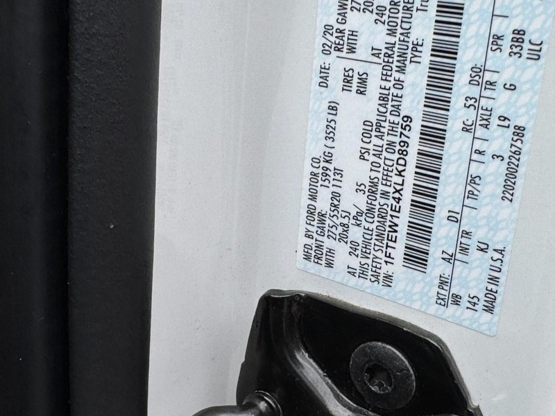 Ford F-150 Vehicle Full-screen Gallery Image 29