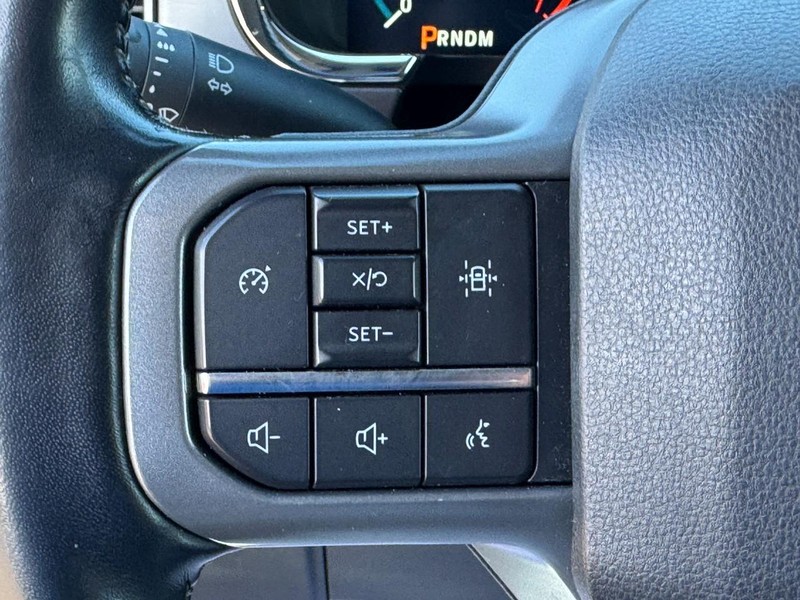 Ford F-150 Vehicle Full-screen Gallery Image 19