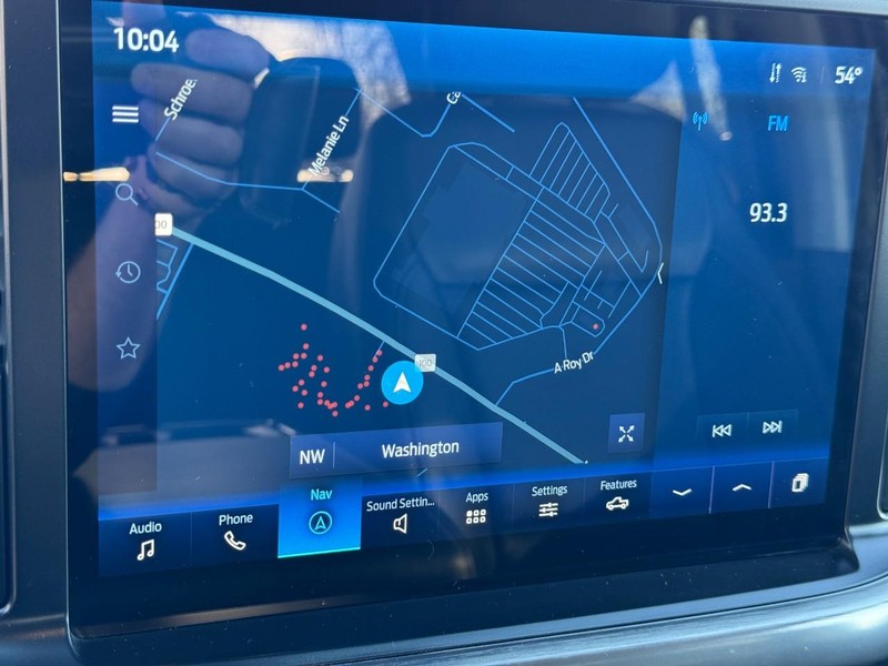 Ford F-150 Vehicle Full-screen Gallery Image 22