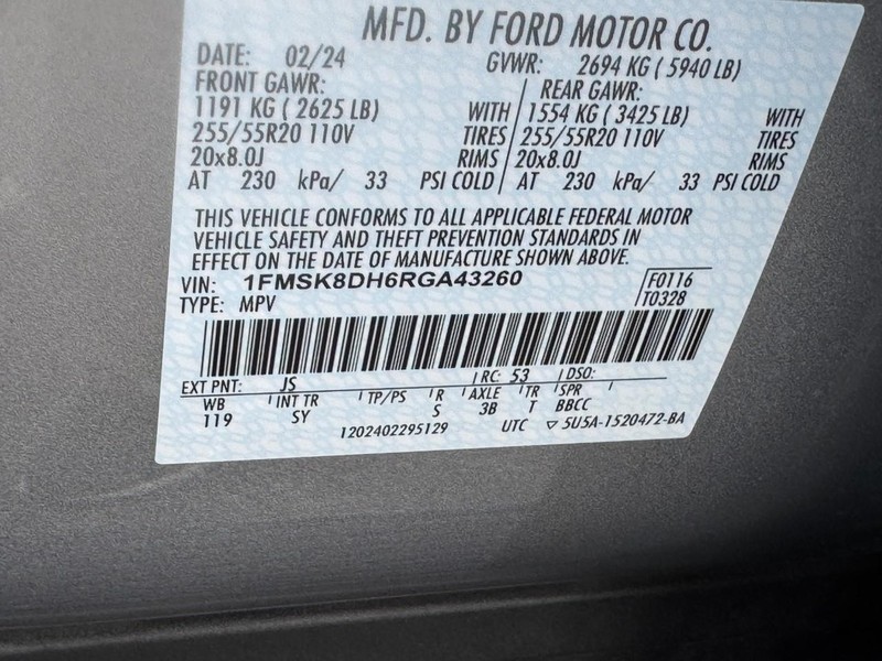 Ford Explorer Vehicle Full-screen Gallery Image 27