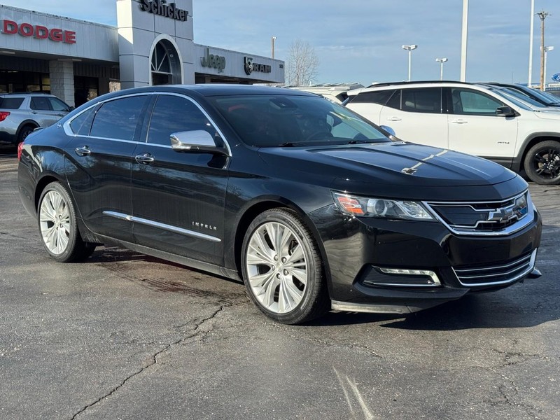 Chevrolet Impala Vehicle Full-screen Gallery Image 02