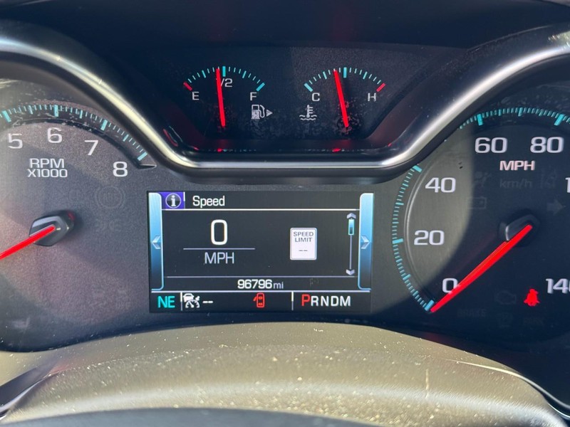 Chevrolet Impala Vehicle Full-screen Gallery Image 20