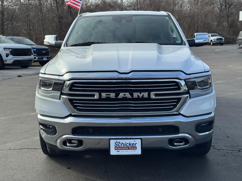 Ram 1500 Vehicle Full-screen Gallery Image 09