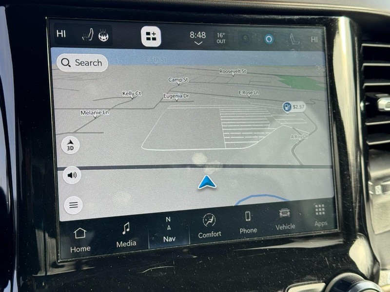 Ram 1500 Vehicle Full-screen Gallery Image 21