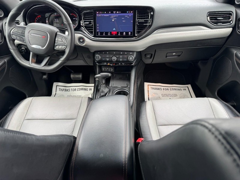 Dodge Durango Vehicle Full-screen Gallery Image 11