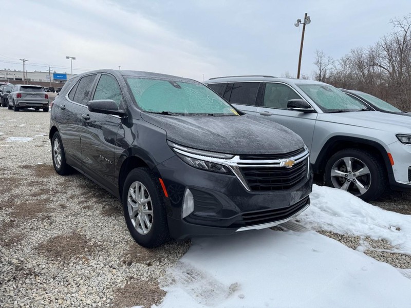 Chevrolet Equinox Vehicle Full-screen Gallery Image 02