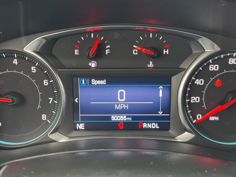 Chevrolet Equinox Vehicle Full-screen Gallery Image 20