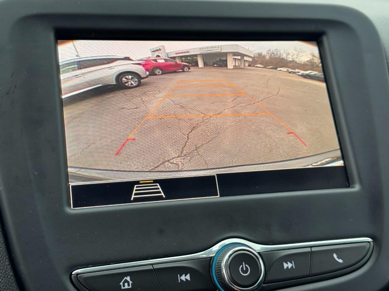 Chevrolet Equinox Vehicle Full-screen Gallery Image 21