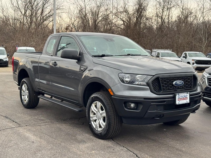 Ford Ranger Vehicle Full-screen Gallery Image 02