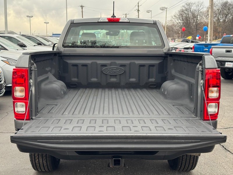 Ford Ranger Vehicle Full-screen Gallery Image 04