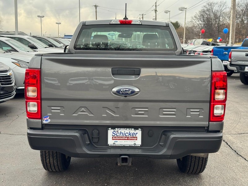 Ford Ranger Vehicle Full-screen Gallery Image 05