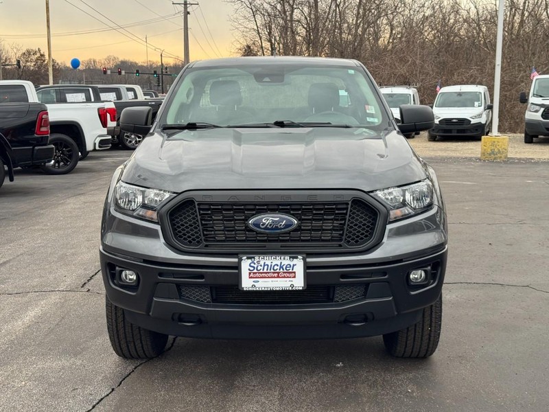 Ford Ranger Vehicle Full-screen Gallery Image 09