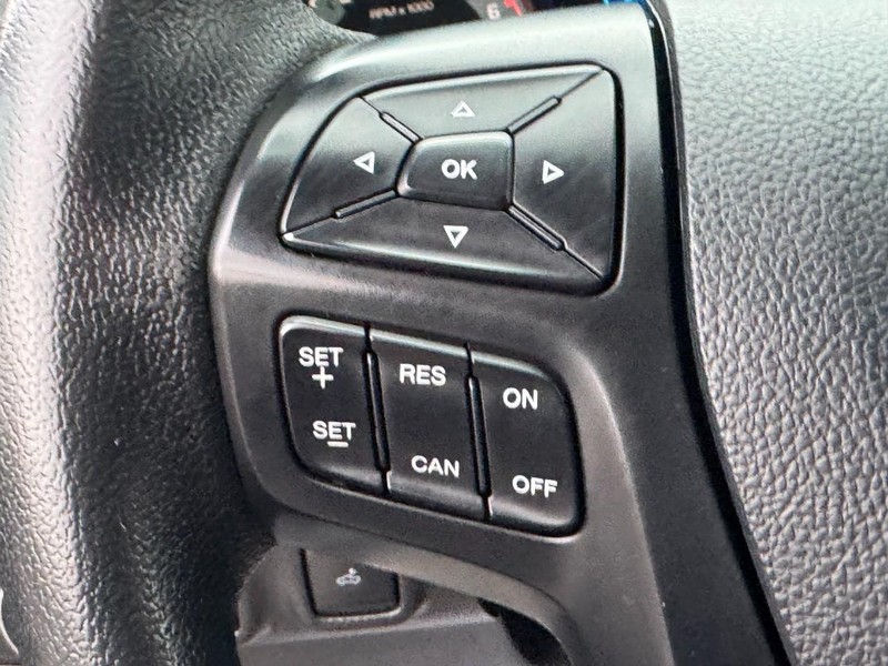 Ford Ranger Vehicle Full-screen Gallery Image 16