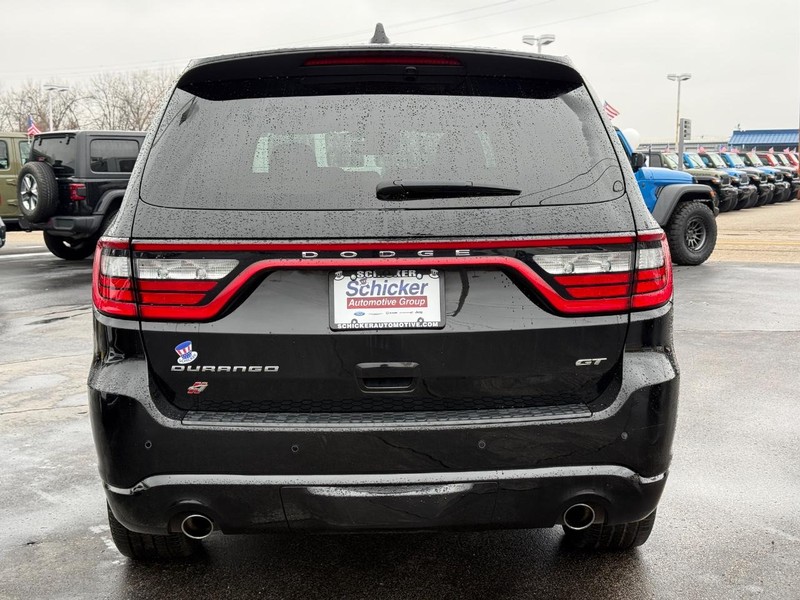 Dodge Durango Vehicle Full-screen Gallery Image 04