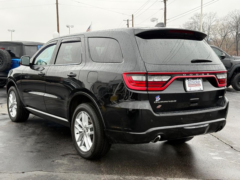 Dodge Durango Vehicle Full-screen Gallery Image 05