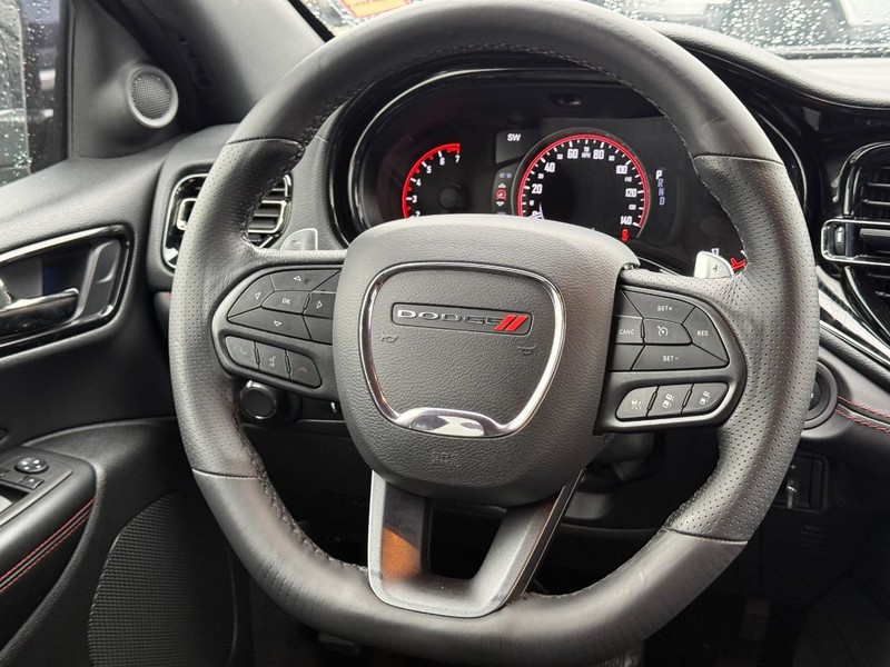 Dodge Durango Vehicle Full-screen Gallery Image 13