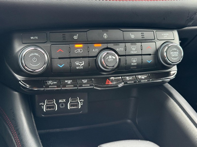 Dodge Durango Vehicle Full-screen Gallery Image 20