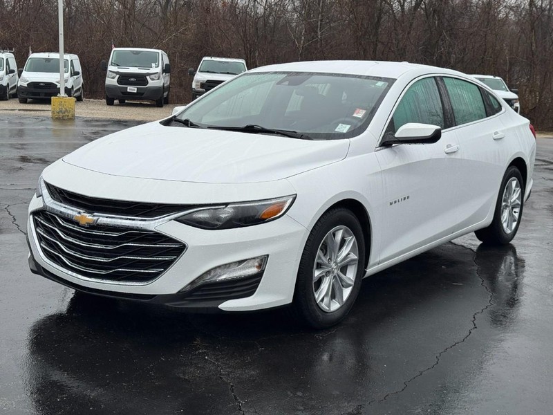 Chevrolet Malibu Vehicle Full-screen Gallery Image 07