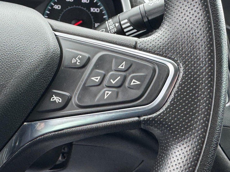 Chevrolet Malibu Vehicle Full-screen Gallery Image 20