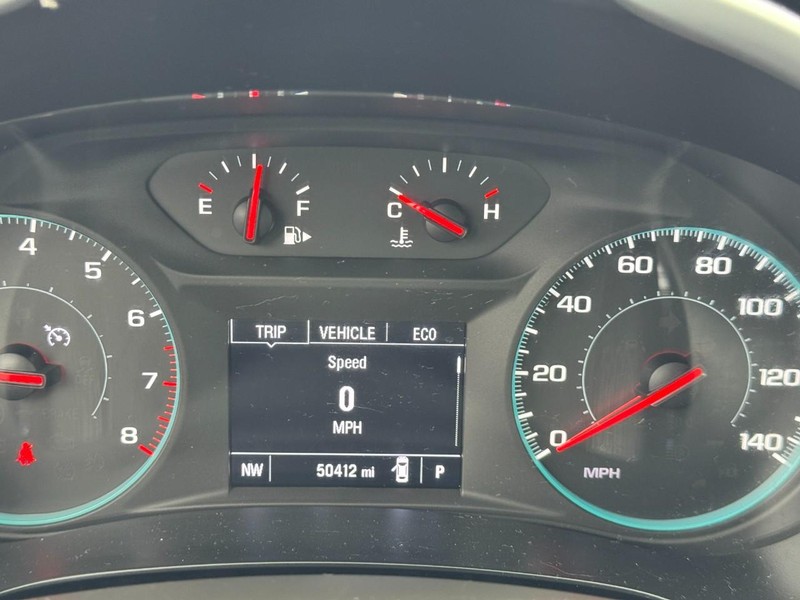 Chevrolet Malibu Vehicle Full-screen Gallery Image 21