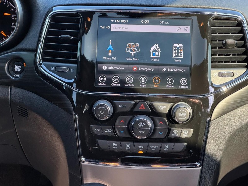 Jeep Grand Cherokee WK Vehicle Full-screen Gallery Image 13