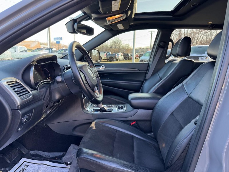 Jeep Grand Cherokee WK Vehicle Full-screen Gallery Image 17