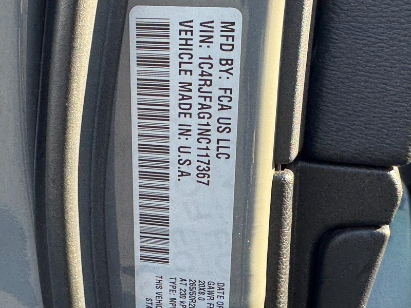 Jeep Grand Cherokee WK Vehicle Full-screen Gallery Image 29