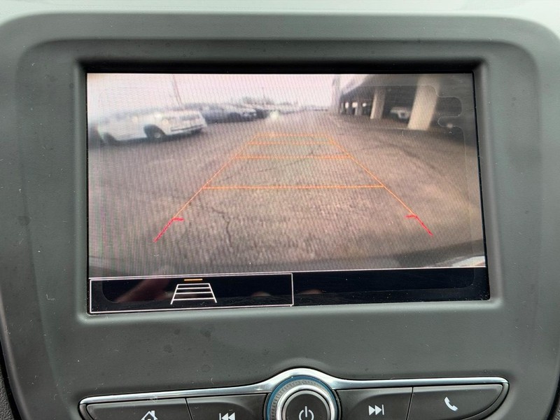 Chevrolet Equinox Vehicle Full-screen Gallery Image 19