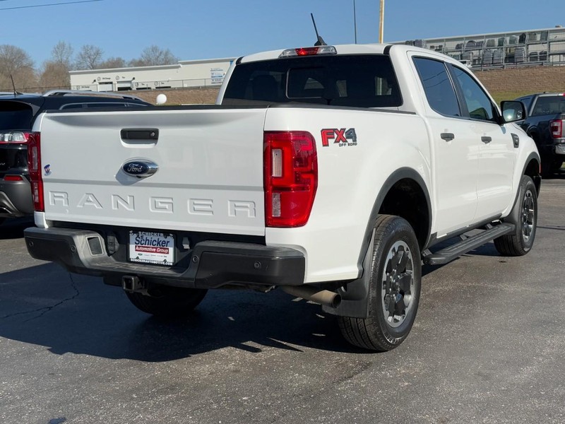 Ford Ranger Vehicle Full-screen Gallery Image 03