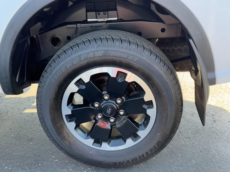 Ford Ranger Vehicle Full-screen Gallery Image 07