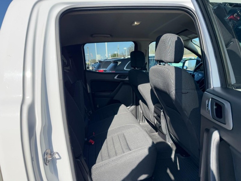 Ford Ranger Vehicle Full-screen Gallery Image 11