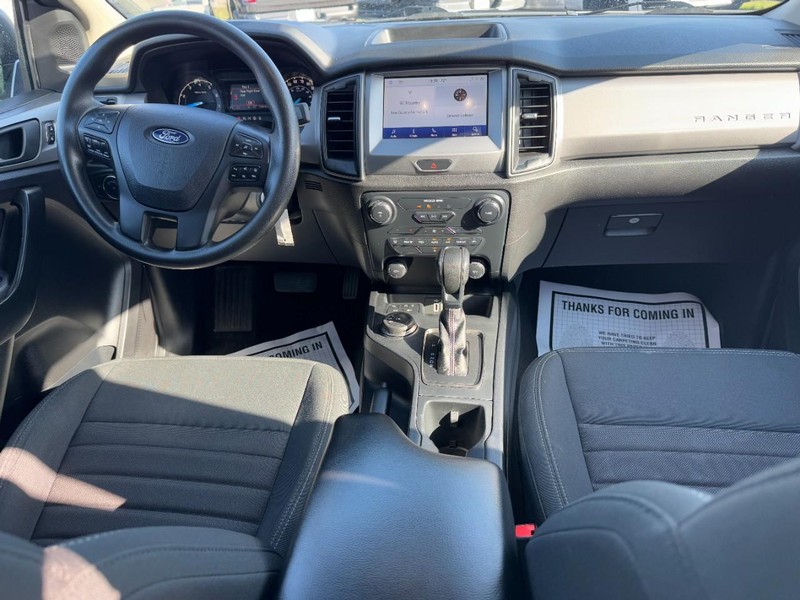 Ford Ranger Vehicle Full-screen Gallery Image 12