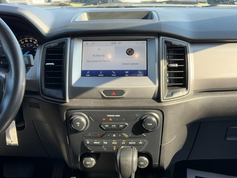 Ford Ranger Vehicle Full-screen Gallery Image 14