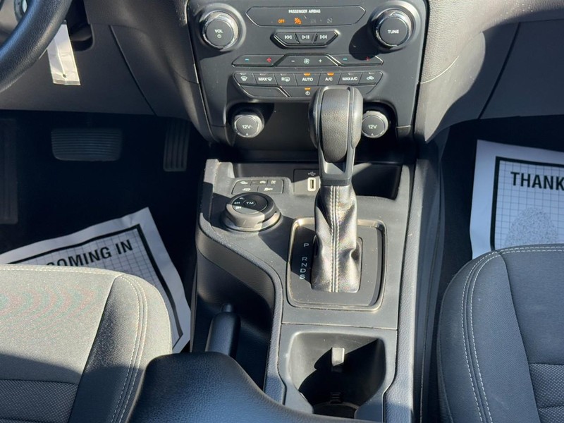 Ford Ranger Vehicle Full-screen Gallery Image 15