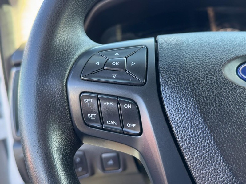 Ford Ranger Vehicle Full-screen Gallery Image 17