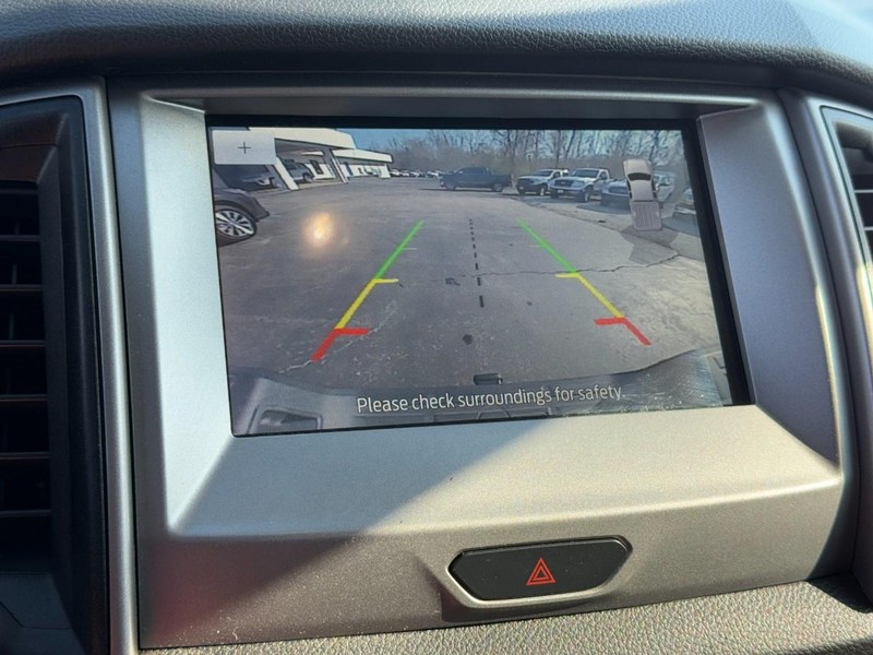 Ford Ranger Vehicle Full-screen Gallery Image 21