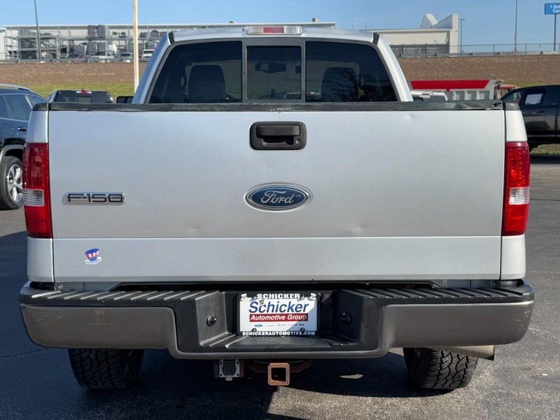 Ford F-150 Vehicle Full-screen Gallery Image 05