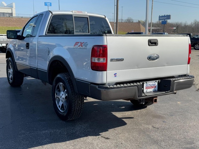 Ford F-150 Vehicle Full-screen Gallery Image 06