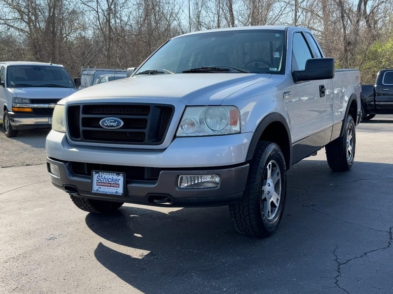 Ford F-150 Vehicle Full-screen Gallery Image 09