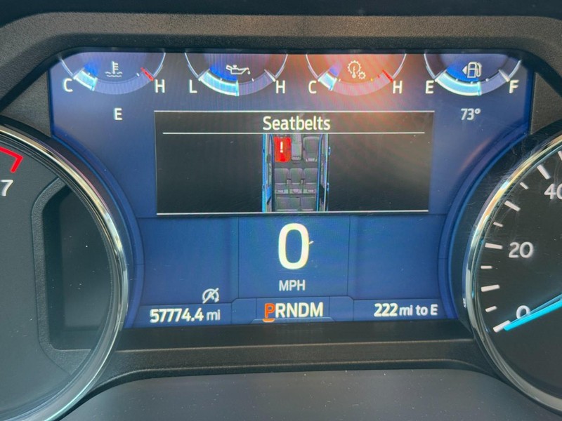 Ford Expedition Max Vehicle Full-screen Gallery Image 22