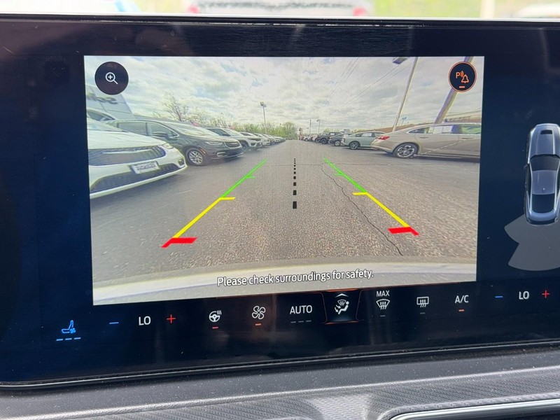 Ford Mustang Vehicle Full-screen Gallery Image 21