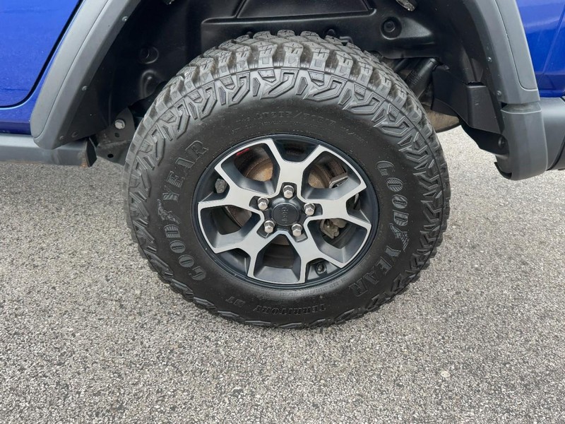 Jeep Wrangler Unlimited Vehicle Full-screen Gallery Image 07