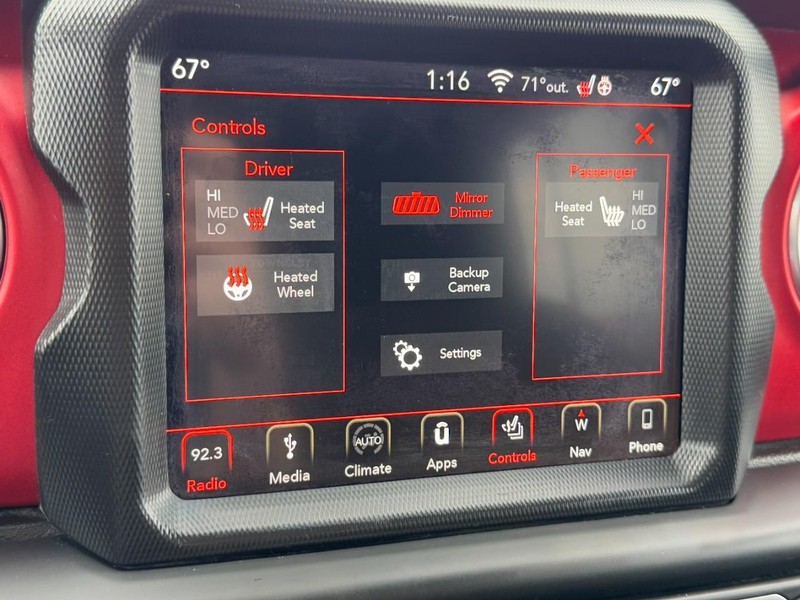 Jeep Wrangler Unlimited Vehicle Full-screen Gallery Image 21