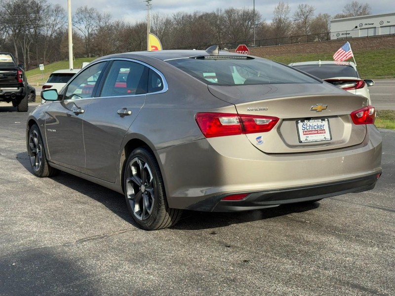 Chevrolet Malibu Vehicle Full-screen Gallery Image 06