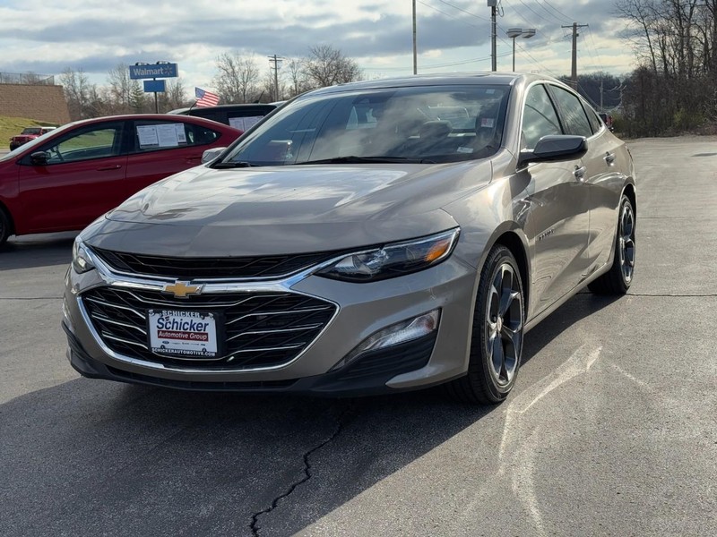 Chevrolet Malibu Vehicle Full-screen Gallery Image 08