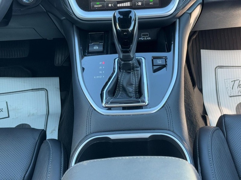 Subaru Outback Vehicle Full-screen Gallery Image 14