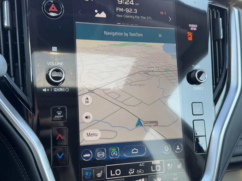 Subaru Outback Vehicle Full-screen Gallery Image 22