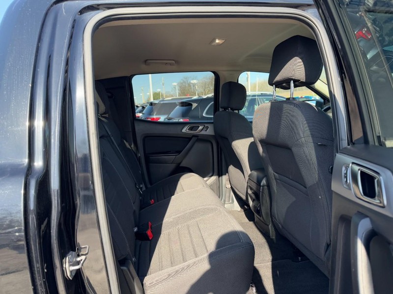 Ford Ranger Vehicle Full-screen Gallery Image 11